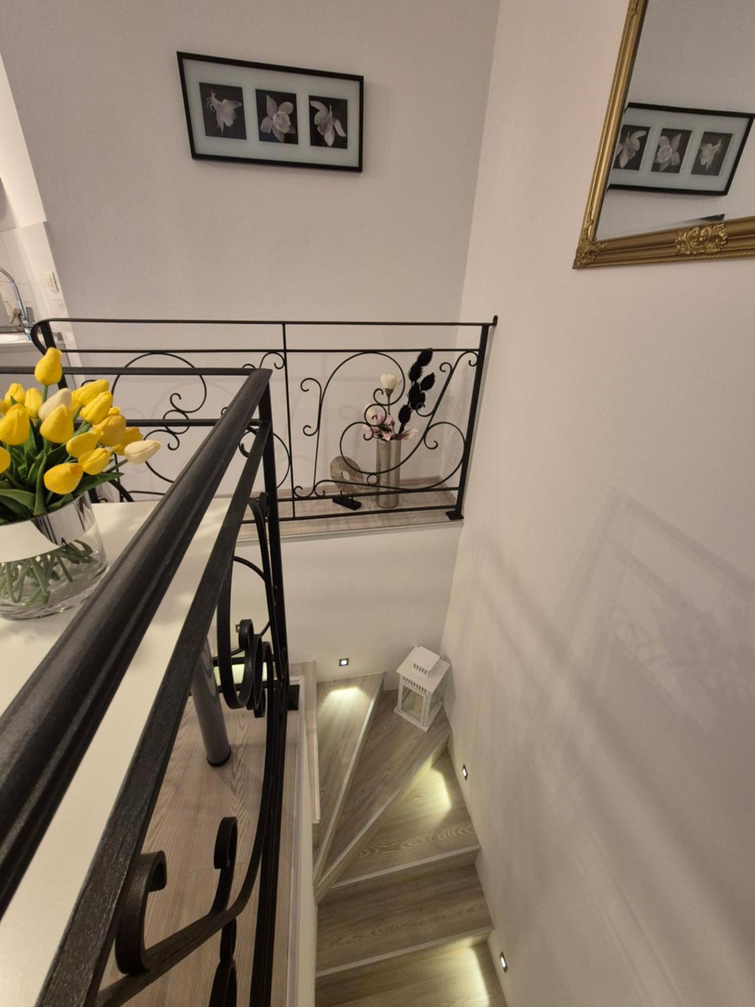 Studio Apartment Lily روفينج المظهر الخارجي الصورة